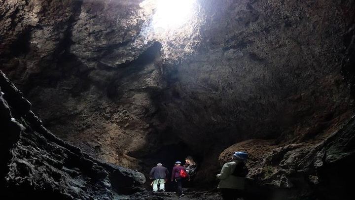 Speleology Tour in Cueva de Las Palomas in La Palma