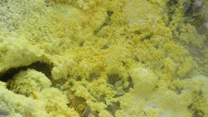 Sulfur, Fumaroli