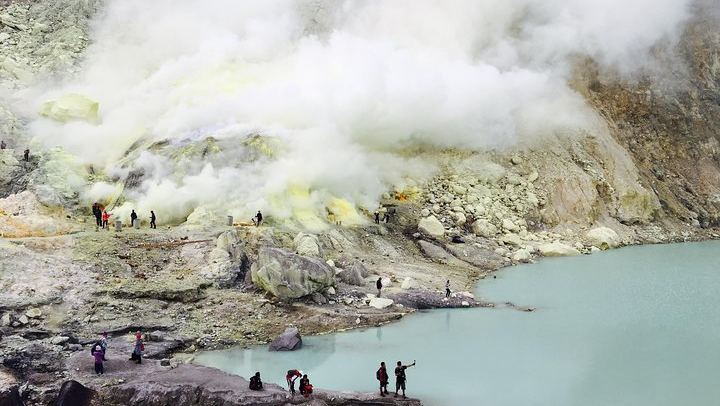 Sulfur mine inside volcano crater