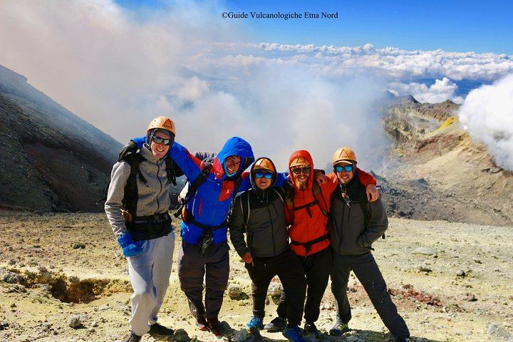 Sull'orlo del Cratere Centrale dell'Etna