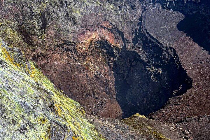 Summit Etna North 3380mt: 4x4 and trekking