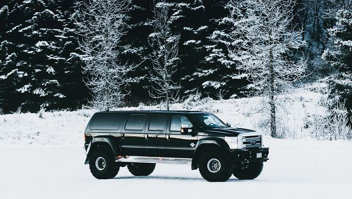 Super Jeep 1-10 seats