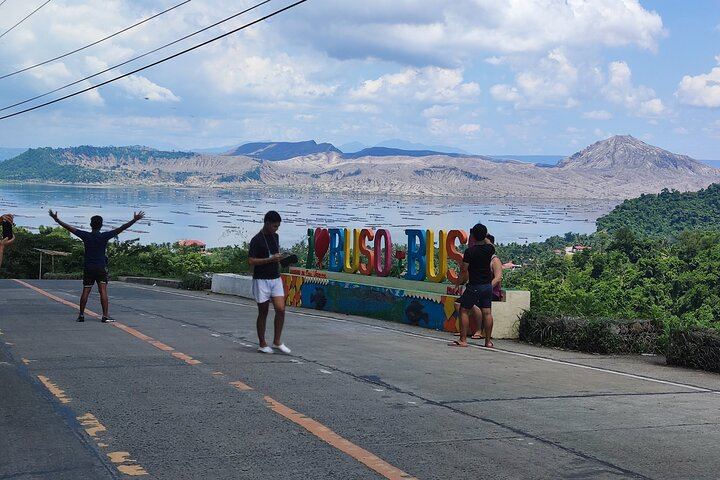 Taal Volcano Experience: Scenic Countryside and Volcano Tour