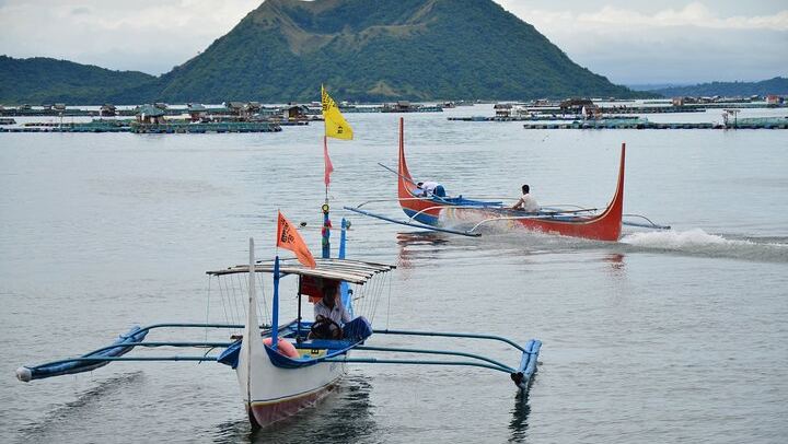 Tagaytay | Taal Volcano Boat | Town Resort | Picnic Lunch (4in1)