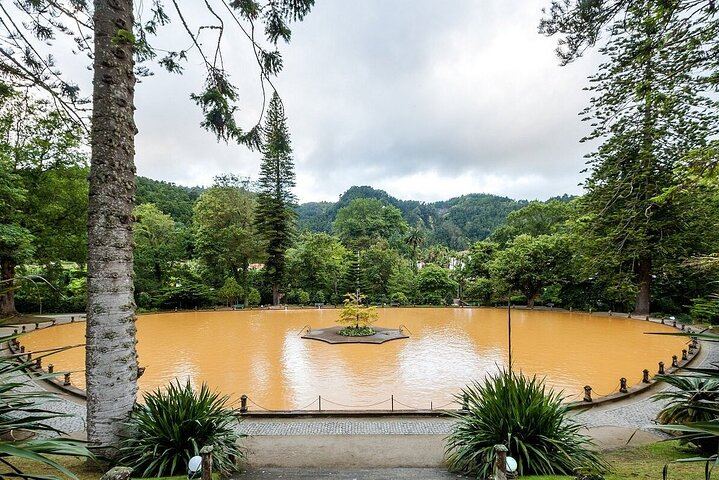 Terra Nostra Park Thermal Water Pool