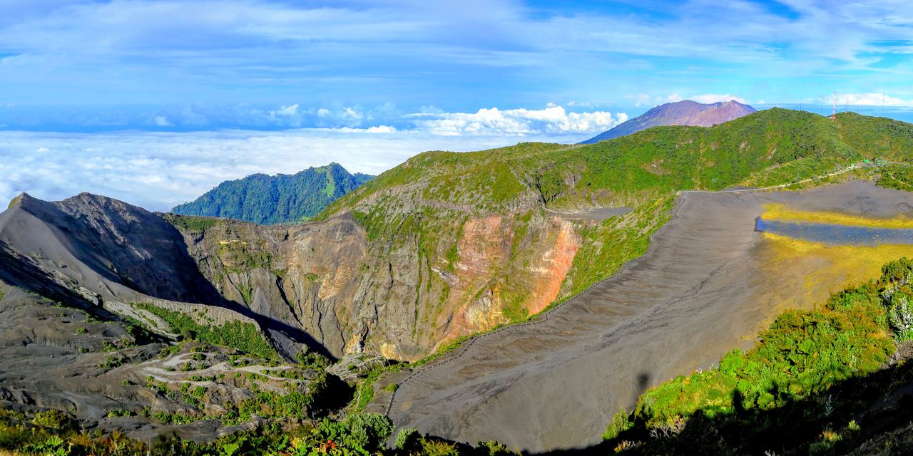 The main crater of Irazú Volcano in Costa Rica, seen from the rim at 3,432 m