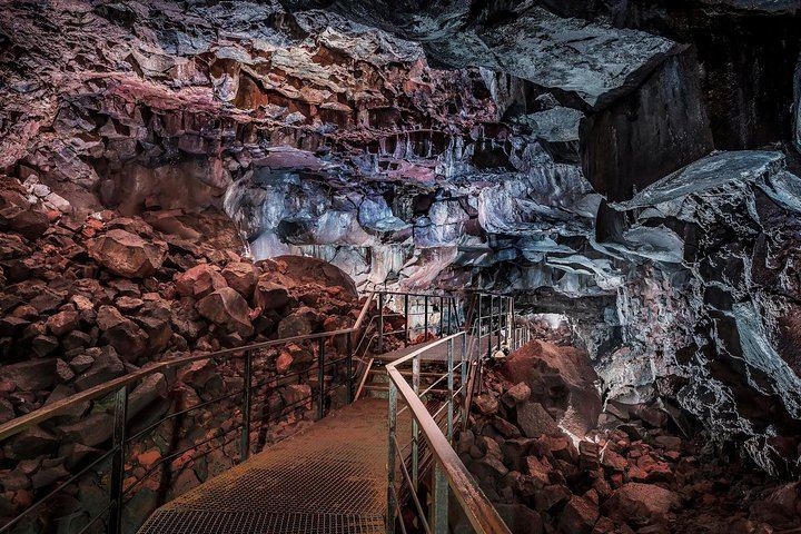 The Lava Tunnel Tour - Raufarhólshellir