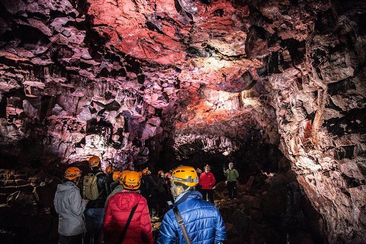 The Lava Tunnel Tour with Transfer from Reykjavik