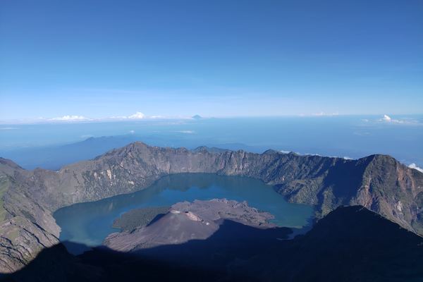 Summit Trek (3D2N)