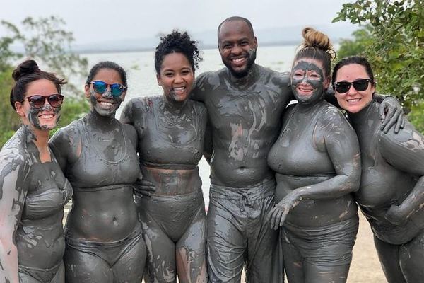 El Totumo Mud Bath with an In-Mud Massage and a Rinse in the Lake