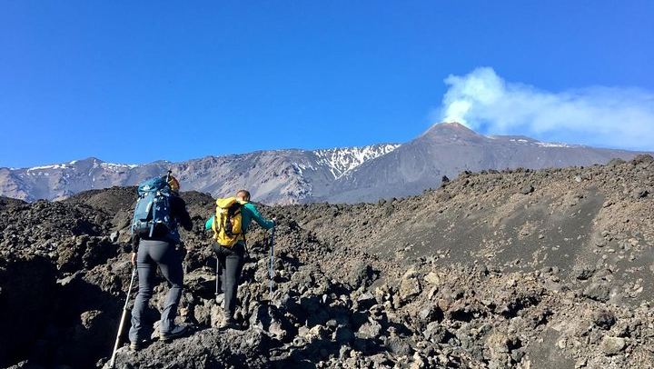 Trekking in Valle del Bove
