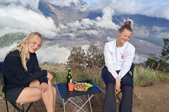 Trekking Mt. Rinjani 2 Days 1 Night Senaru Crater Rim
