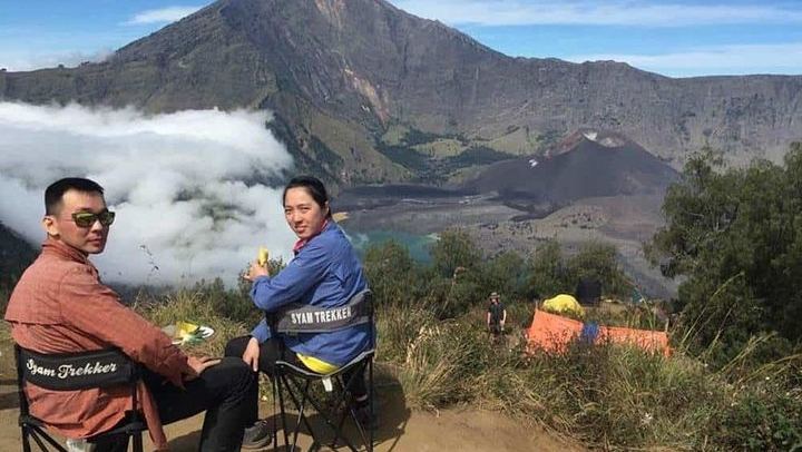 Hiking Rinjani Volcano To Crater rim Senaru 2 Days, Group - Syam Trekker