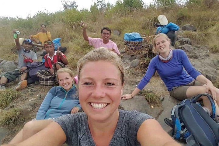 Trekking Rinjani Volcano To Crater Rim Senaru 2D-1N Private - Syam Trekker