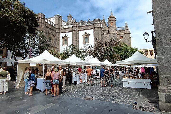 Bandama Caldera, Wine Tasting and Vegueta: Private Half-Day Tour from Las Palmas Port (8/12)
