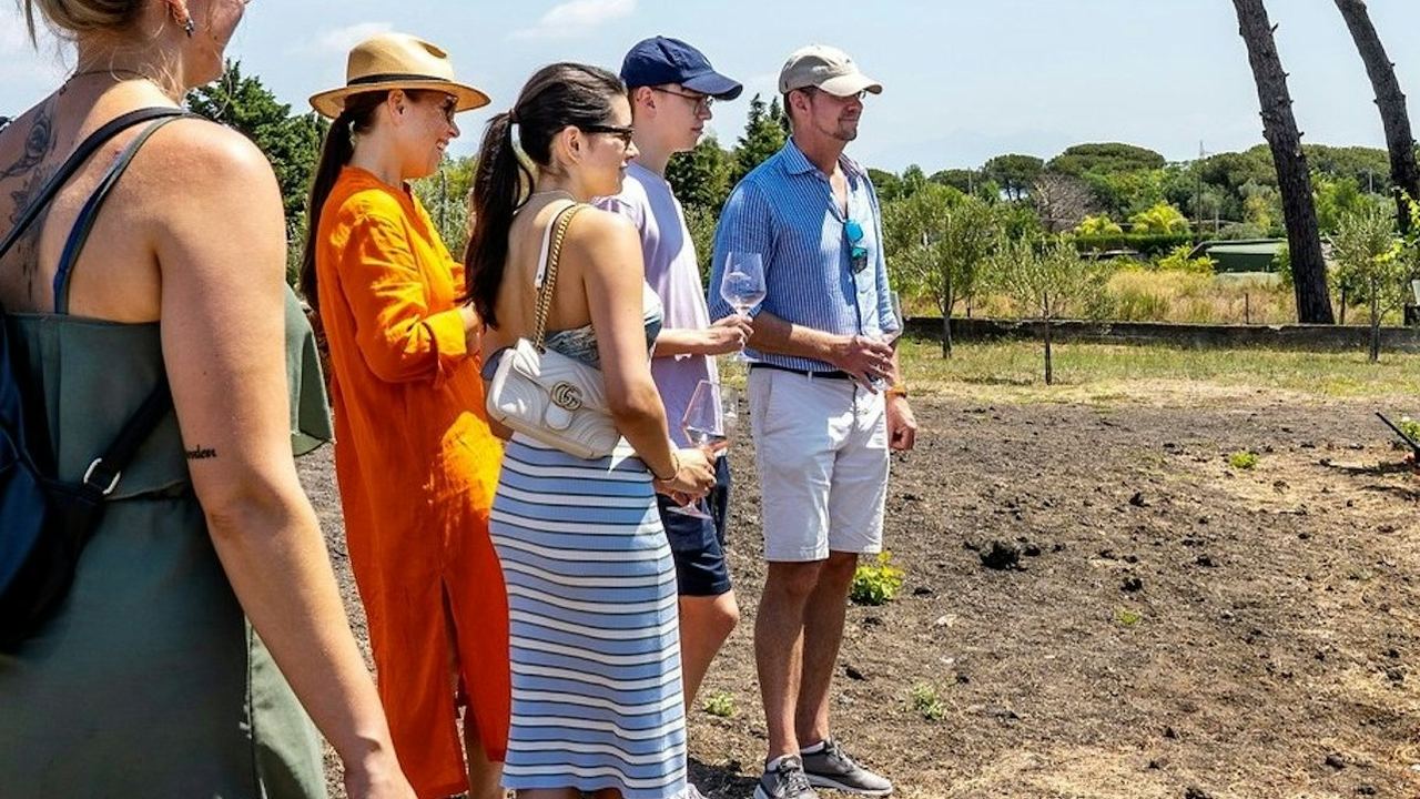 Vino, Cucina e Territorio: Lacryma Christi Under Vesuvius