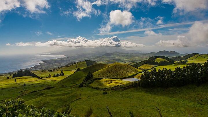 View from Pico do Carvão on the Western Mountains