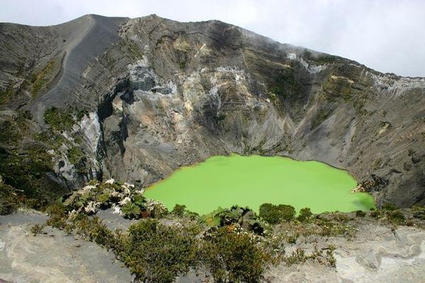 Irazú at 3,432 m, Cartago and Orosi: Back in San Jose by 3pm