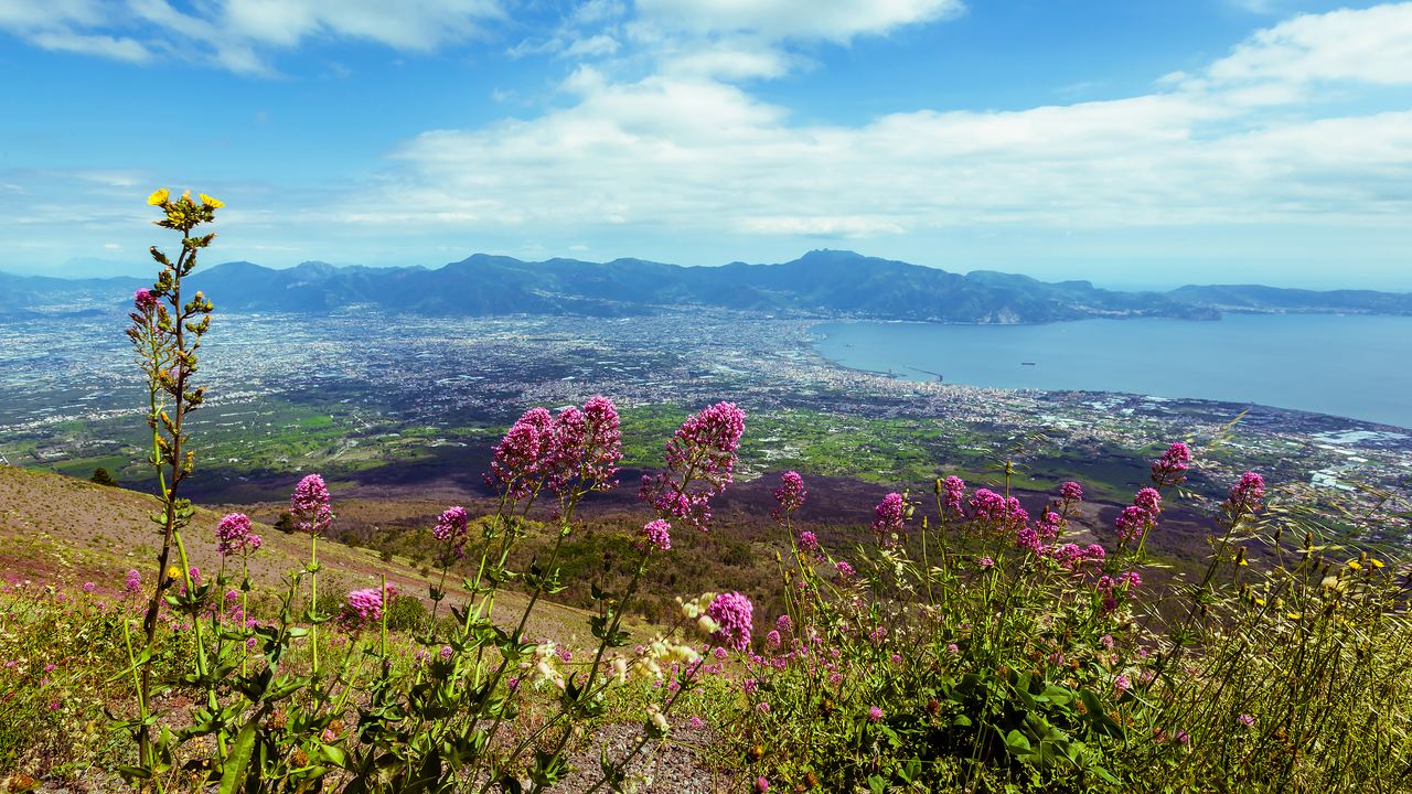 Loose volcanic gravel underfoot on the path to the Vesuvius crater