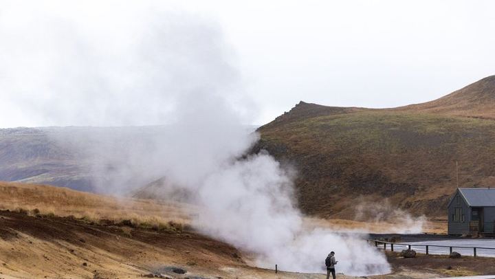 Volcano Hike and Grindavík Visit from Reykjavik
