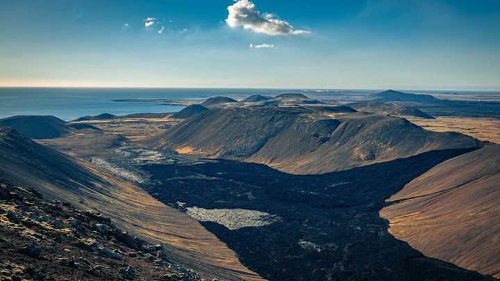 Volcano Hike and Grindavík Visit from Reykjavik