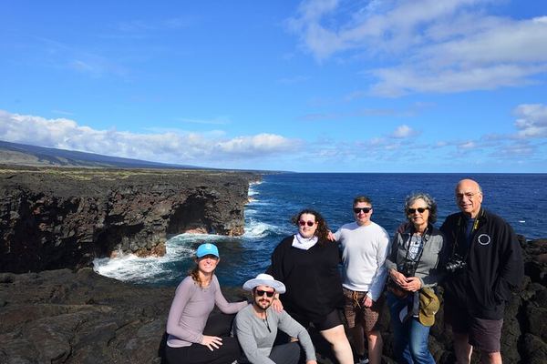Kona to Volcanoes with a Geologist's Company: Lunch at the Rim, Saddle Road Home