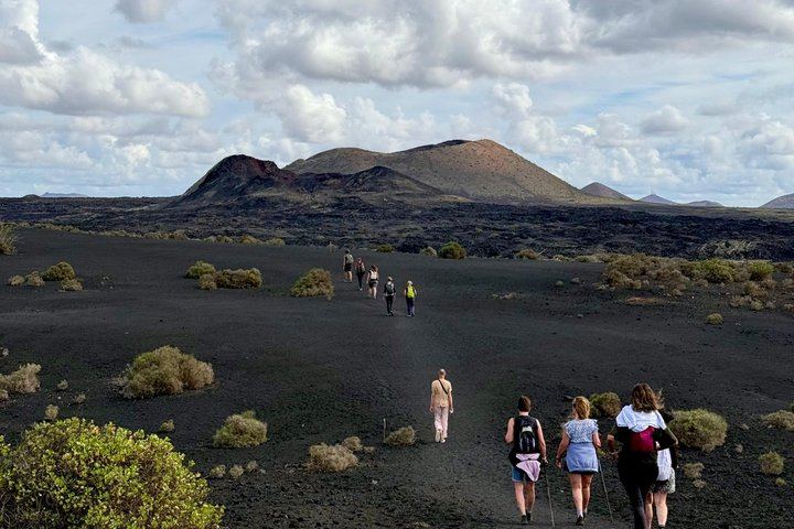 Volcano Trekking Tour (Timanfaya eruptions)