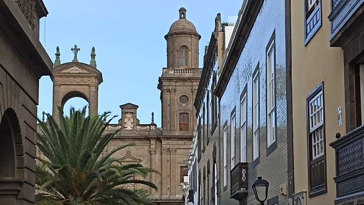 Bandama Caldera, Wine Tasting and Vegueta: Private Half-Day Tour from Las Palmas Port (3/12)