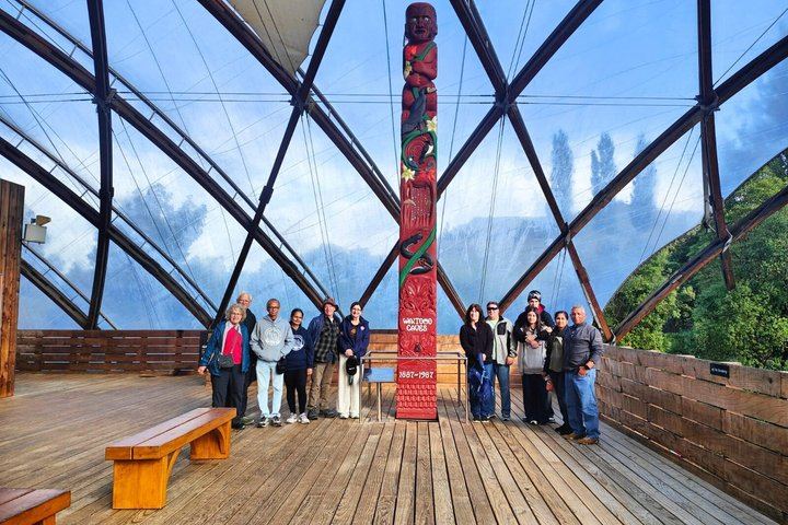Waitomo Caves & Rotorua + Te Puia Small-Group Tour from Auckland