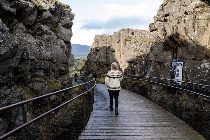 Walking in Thingvellir National PArk
