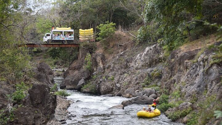 White Water Rafting: Class III and IV on The Tenorio River