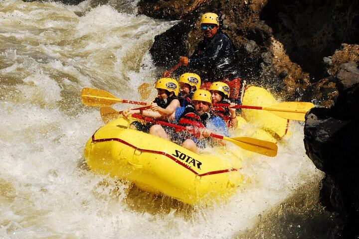White Water Rafting: Class III and IV on The Tenorio River