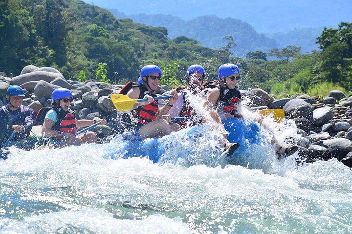 White Water River Rafting Class III-IV from La Fortuna-Arenal