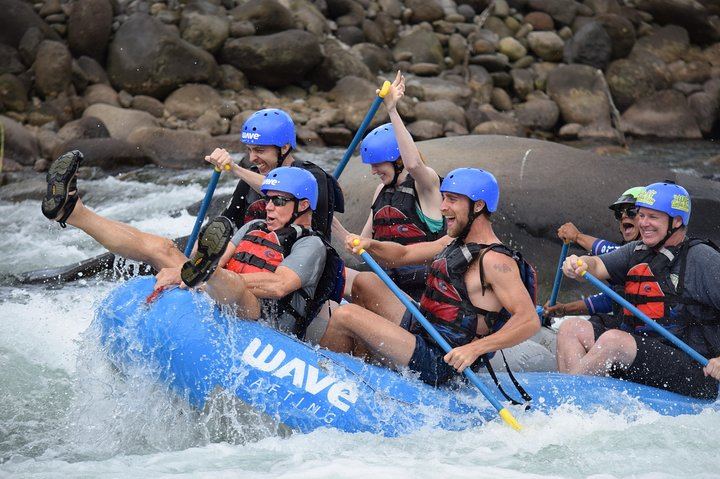 White Water River Rafting Class III-IV from La Fortuna-Arenal