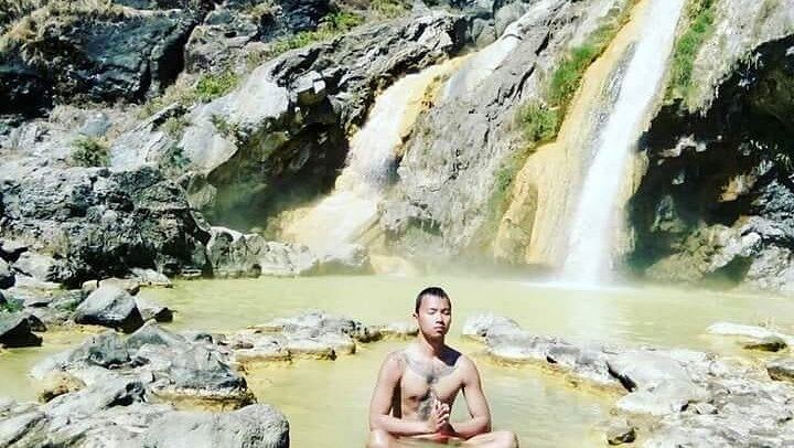 You can enjoy in hot springs.